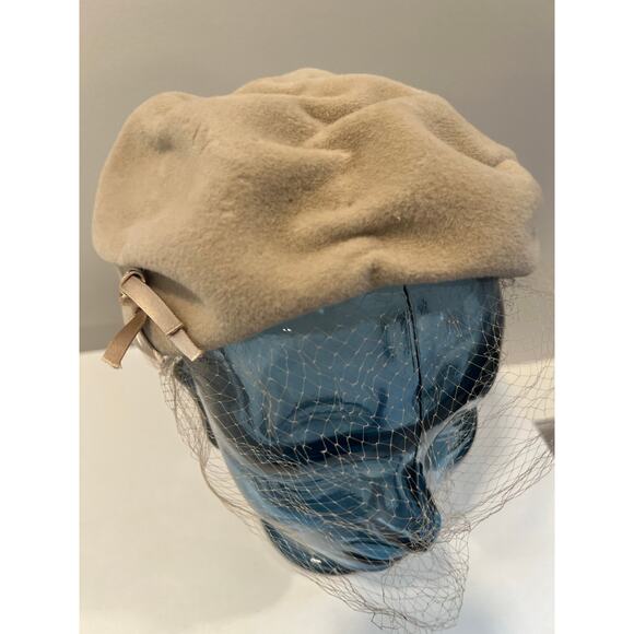 Vintage 1950s-60s Wool Hat w Blusher Veil JL - Picture 2 of 9